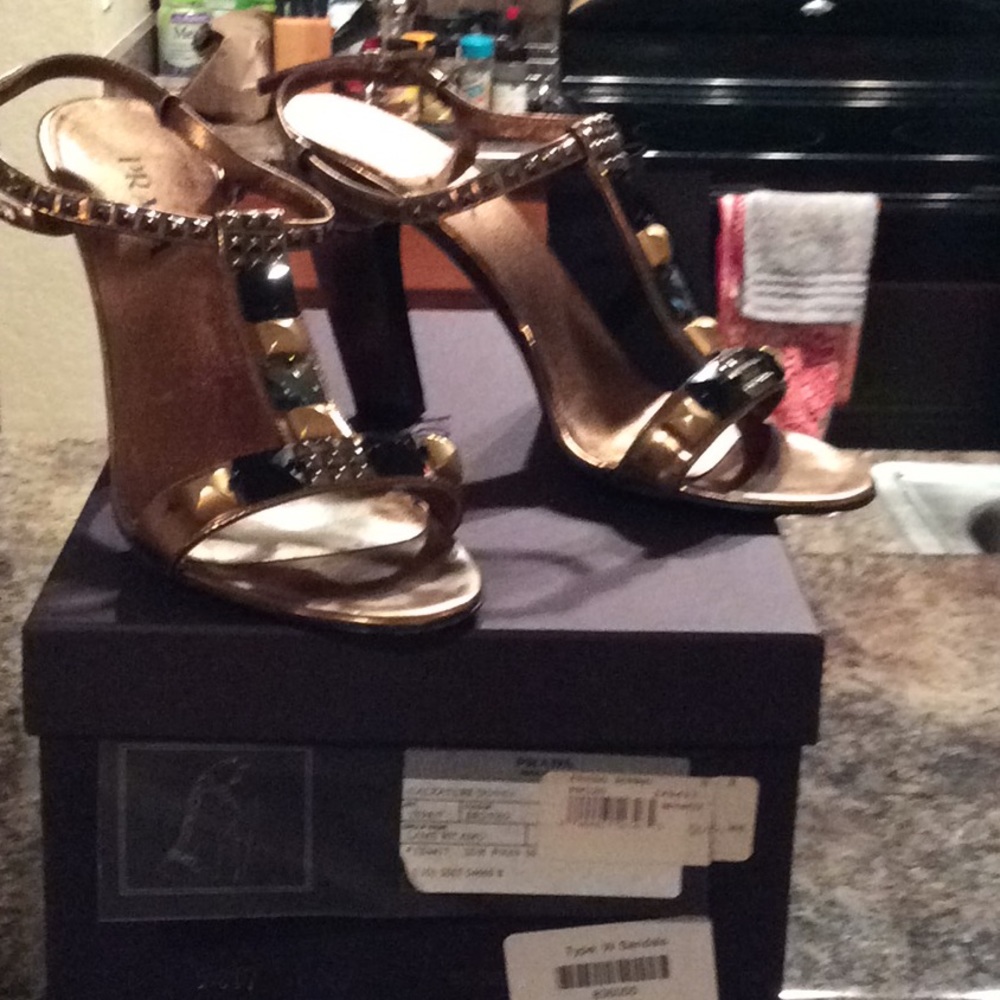 Prada black label bronze heels. With box size38